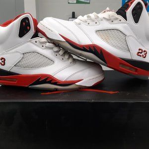 Jordan 5 Fire Red( Black Red )